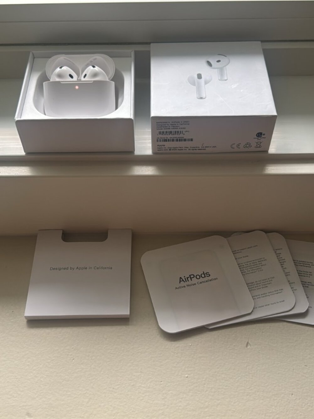 Apple Airpods Gen 4 ANC, (FREE SHIPPING)